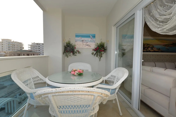 Terrace/Patio 5 of 8