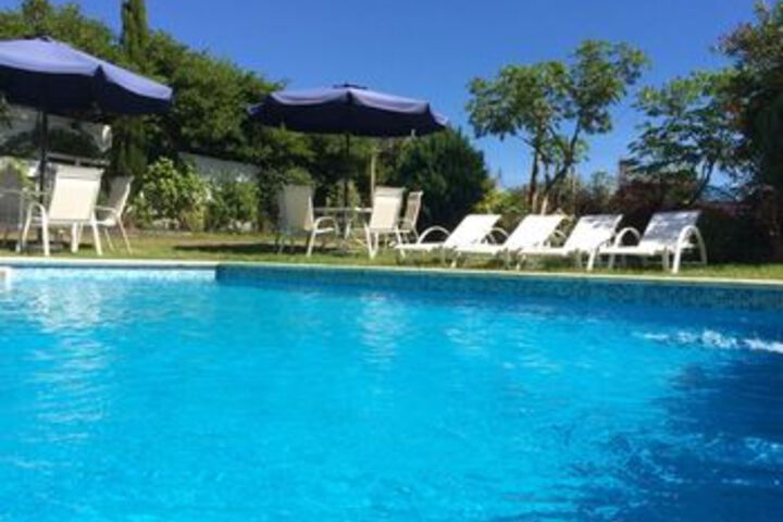 Pool 32 of 41