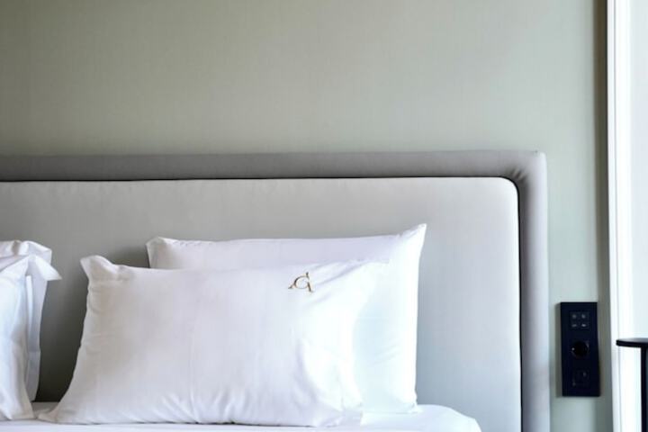 Room 29 of 206