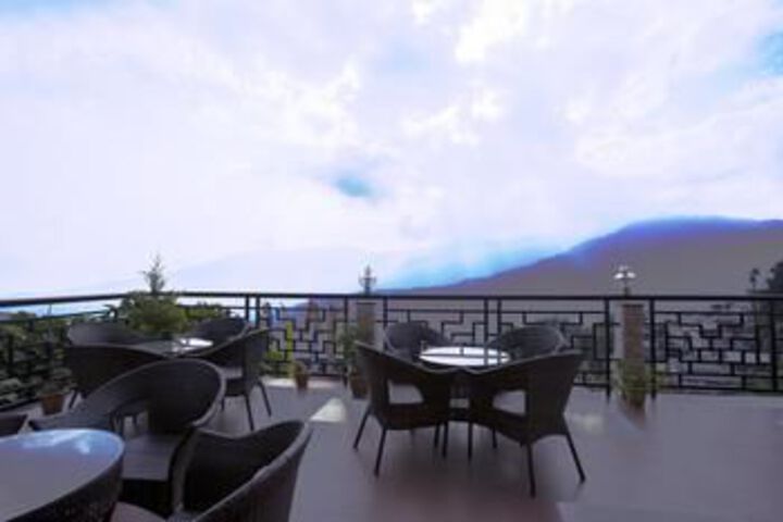 Terrace/Patio 17 of 18