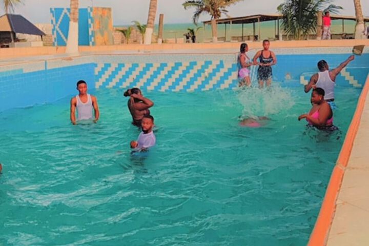Pool 5 of 14