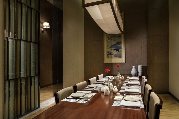 Dining 49 of 76