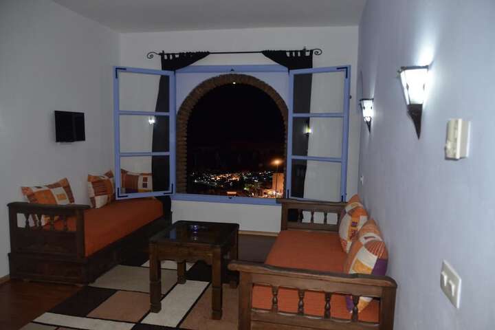 Room 10 of 74