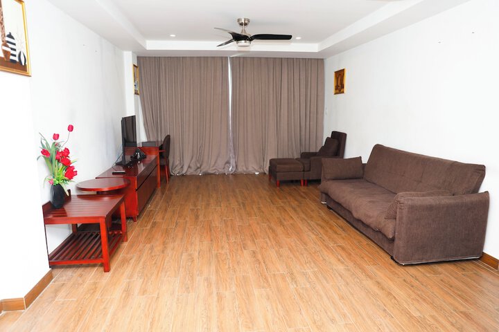Room 15 of 23