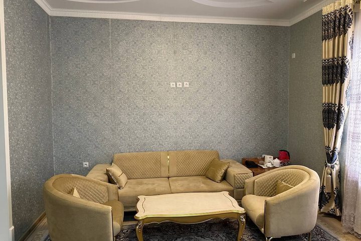 Room 4 of 23