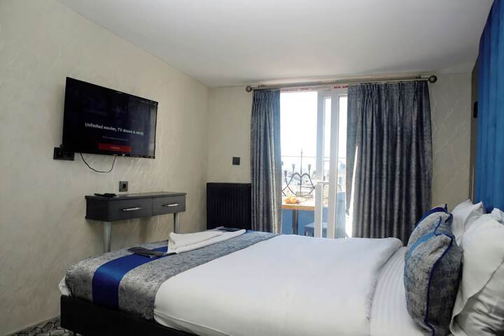 Room 14 of 58