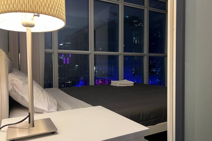Room 150 of 196