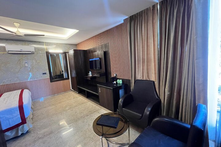 Room 22 of 67