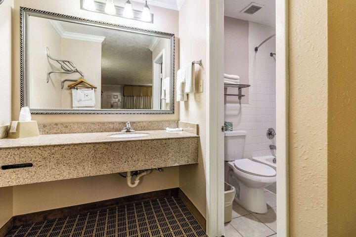 Clean Restrooms