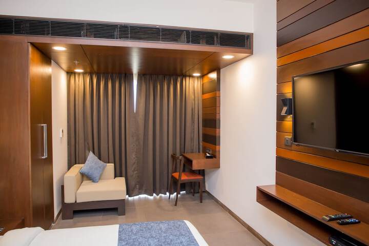 Room 11 of 39