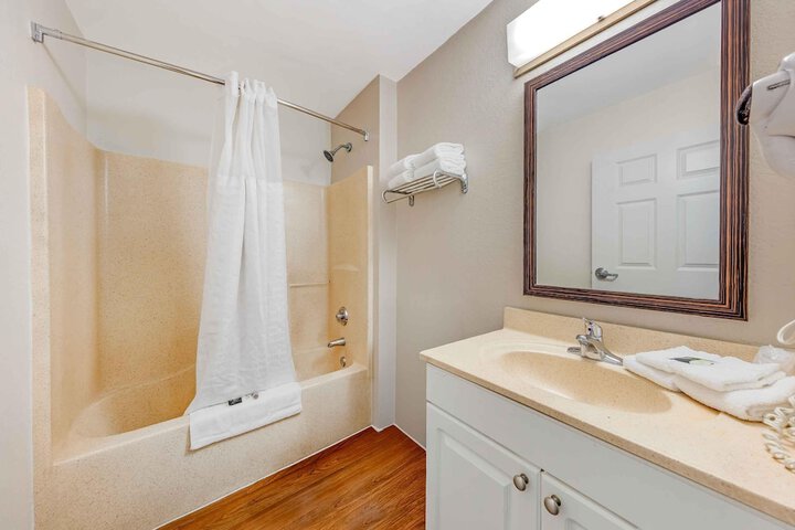 Clean Restrooms