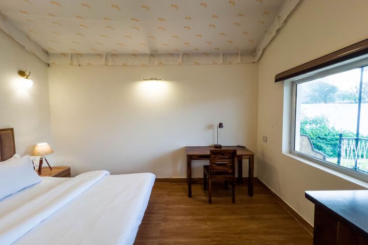 Room 9 of 17