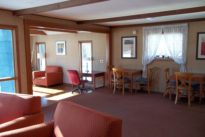Hotel Interior 10 of 81