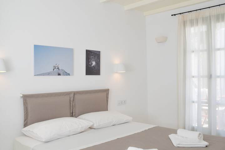 Room 4 of 45