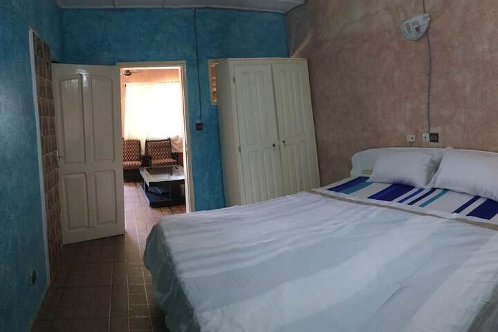 Room 5 of 27