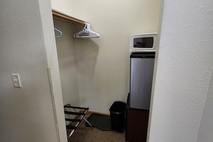 Room 2 of 9