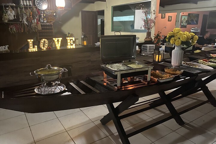 Dining 98 of 136