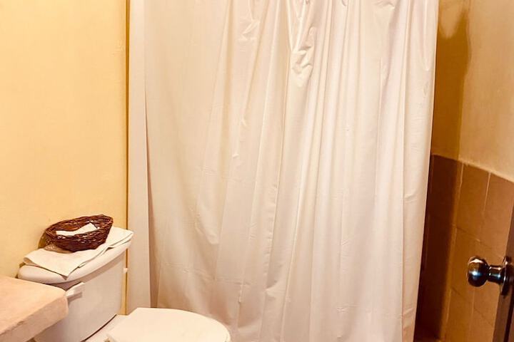 Room 43 of 70