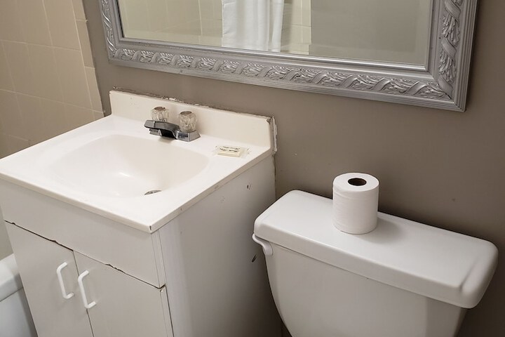 Clean Restrooms