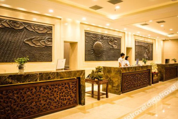 Hotel Interior 7 of 16
