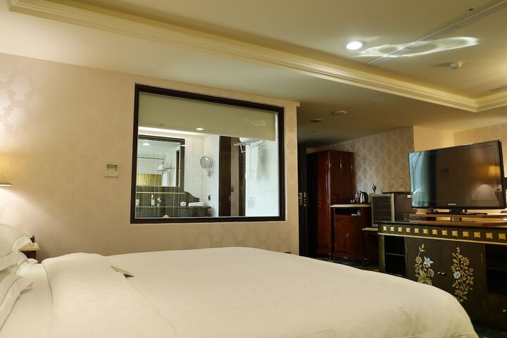 Room 64 of 216