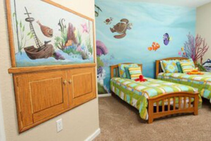 Room 30 of 43