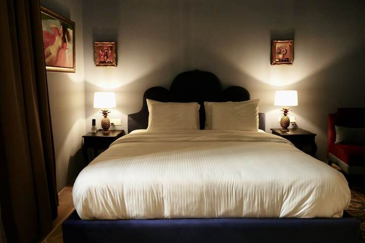 Room 29 of 97