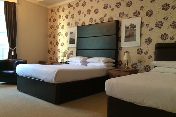 Room 13 of 64