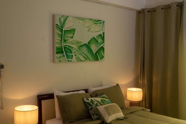 Room 16 of 27