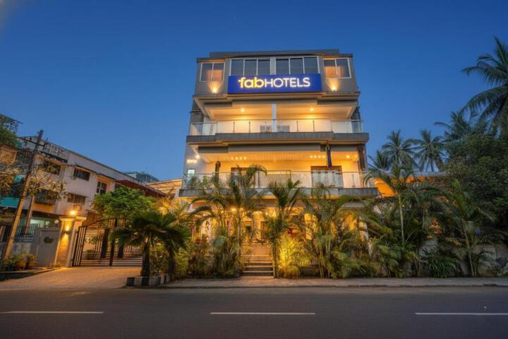 FabHotel The Sky - Nr Calangute Beach