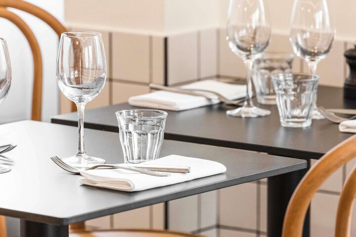 Dining 80 of 129