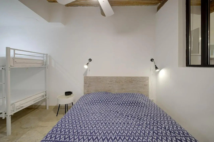 Room 3 of 22