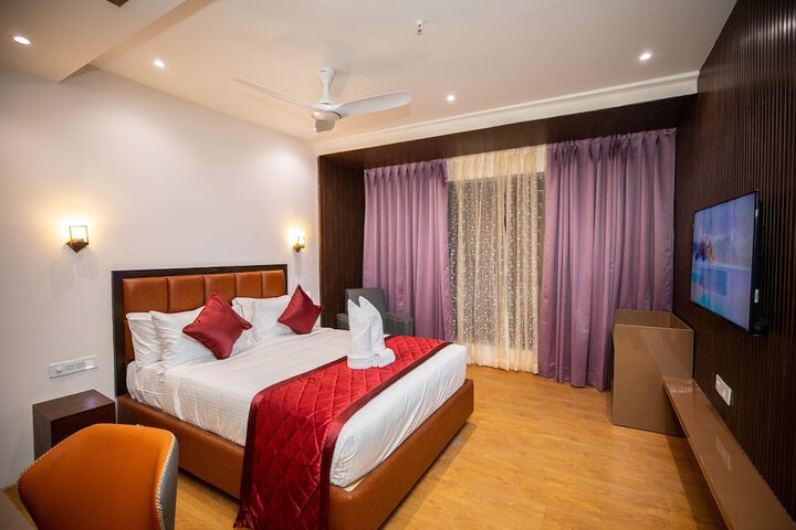 Room 4 of 67