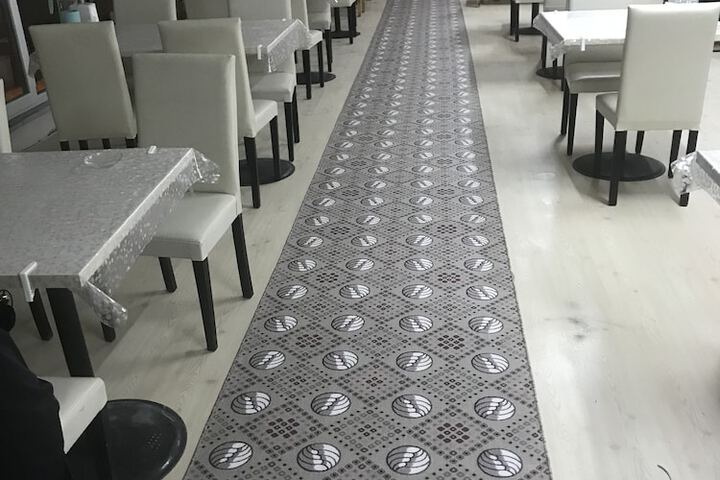 Dining 4 of 5