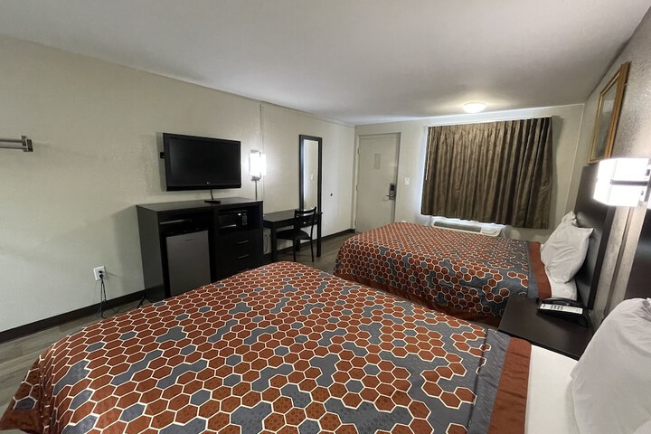 Deluxe Double Room (6 of 7)
