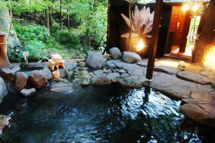 Spa 17 of 27