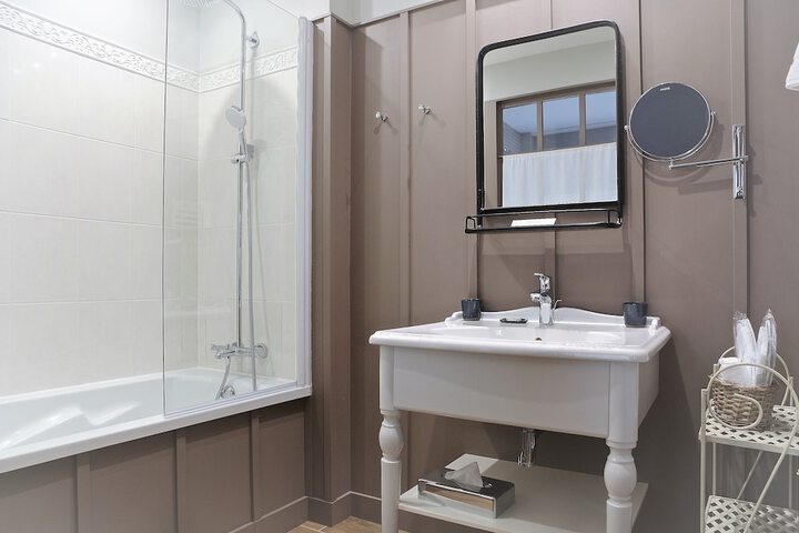 Bath Photo
