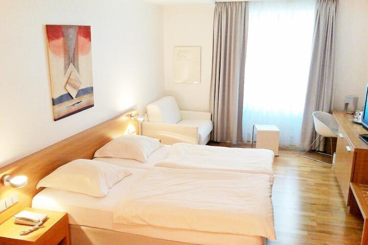 Room 20 of 59