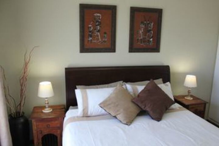 Room 5 of 13