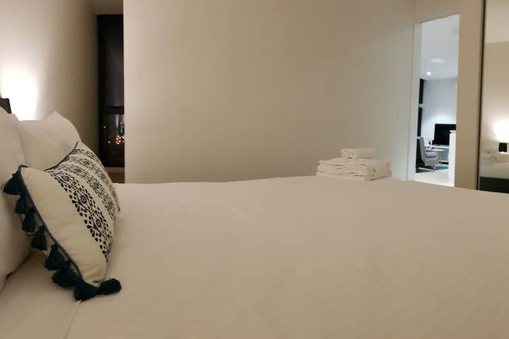 Room 6 of 23