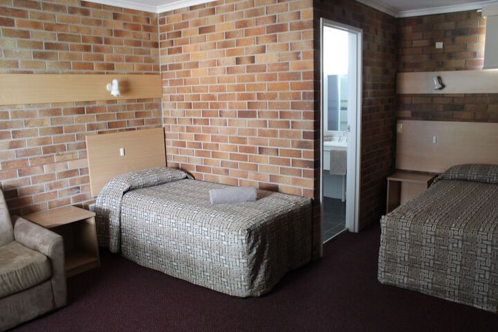 Room 6 of 20