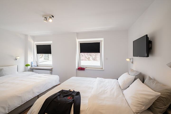 Room 36 of 67