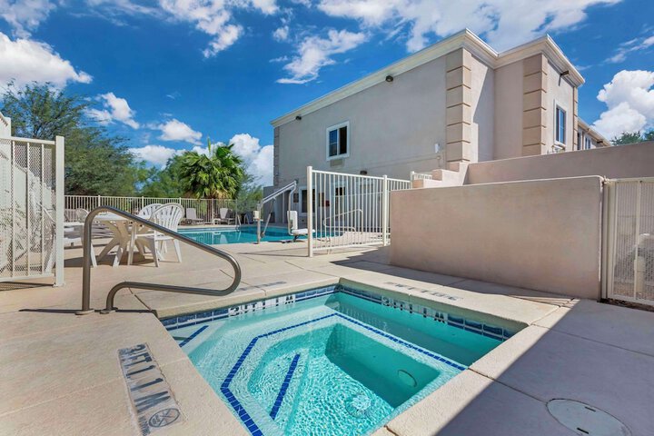 Pool 48 of 71