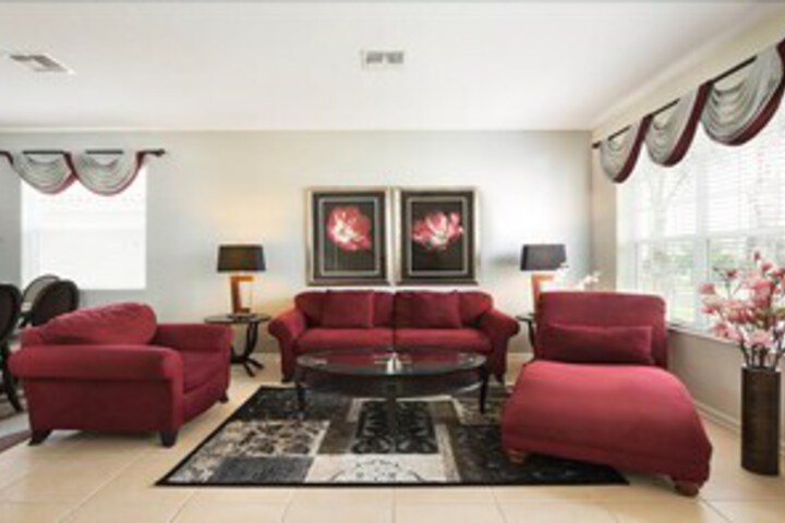 Gorgeous 6 Bedroom 4 Bath Pool Home in Windsor Hills Resort in Kissimmee, FL
