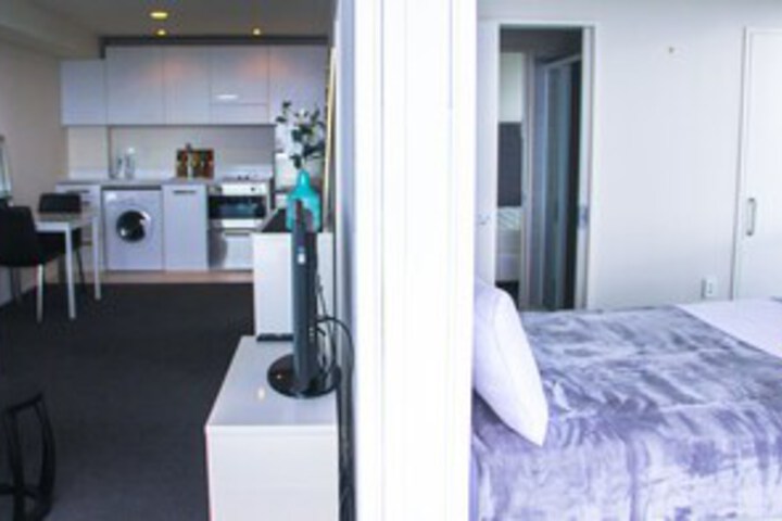 Room 11 of 20