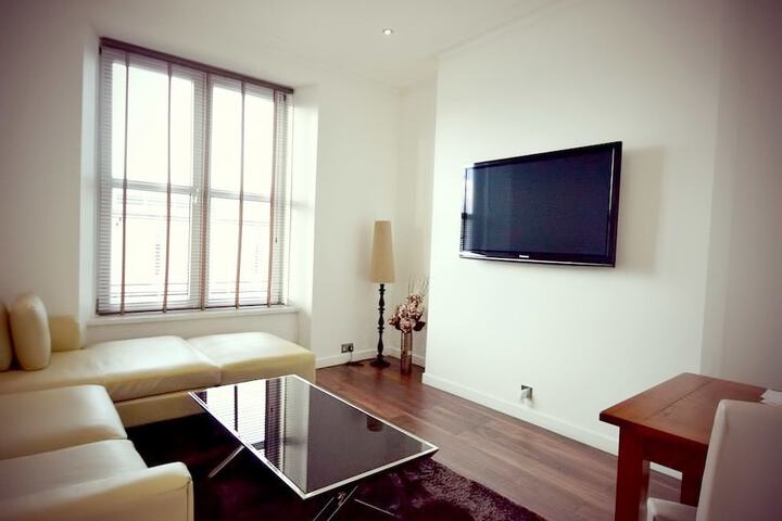 Room 16 of 29