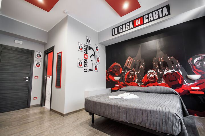 Room 18 of 25