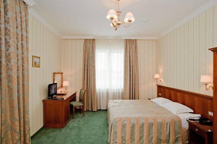 Room 16 of 69