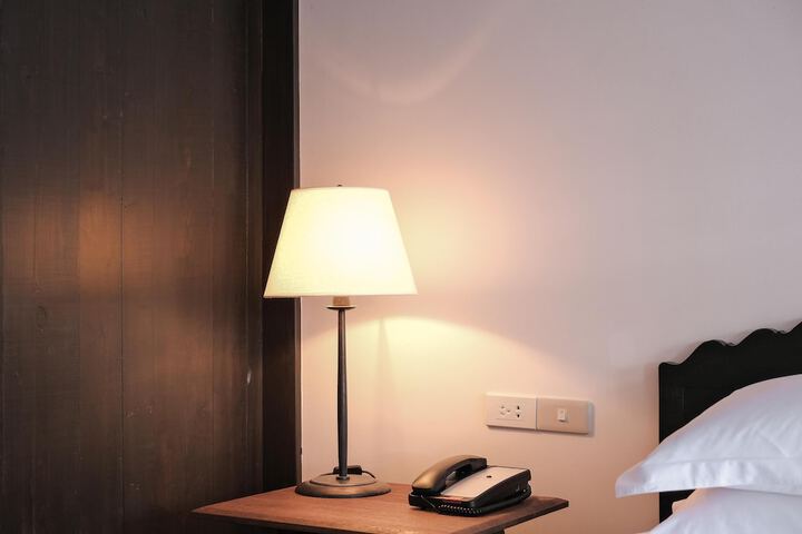 Room 9 of 87