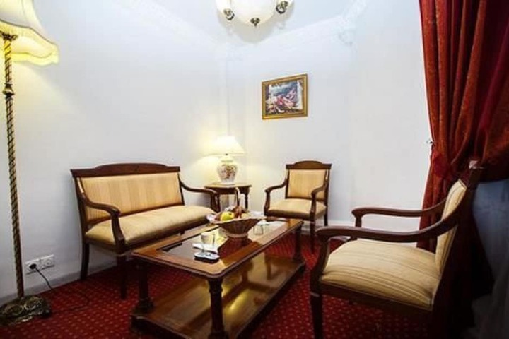 Room 19 of 46